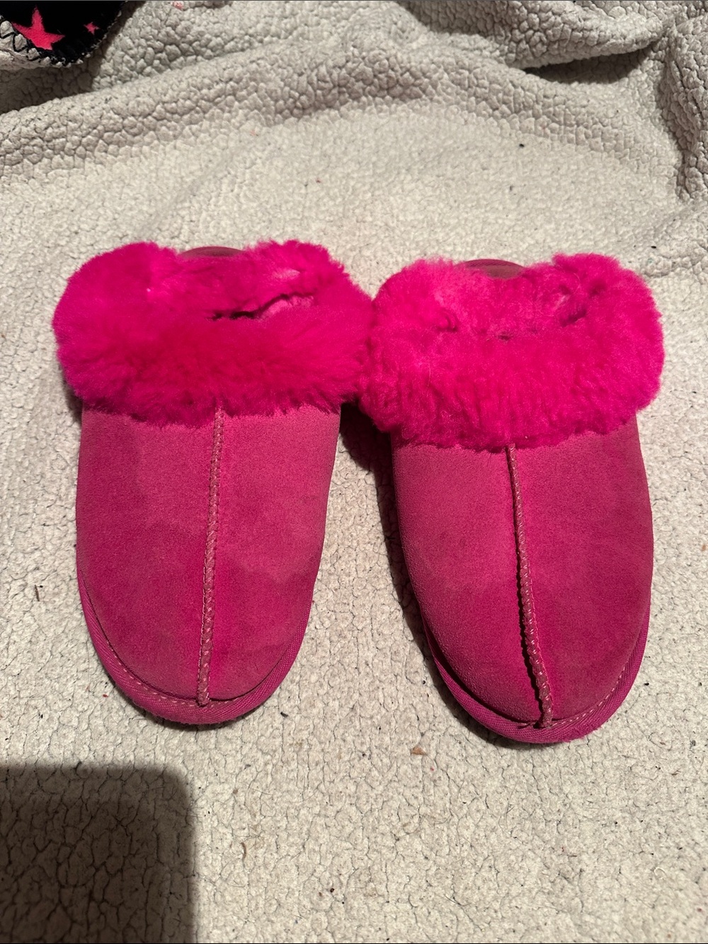 UGG - Slippers